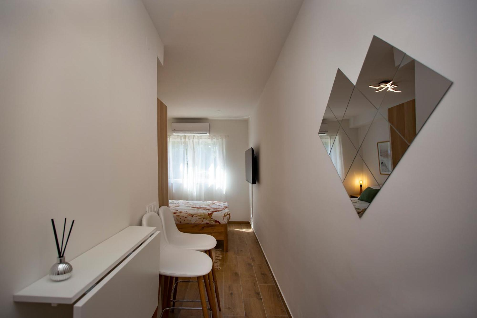 Room Levi Rovigno Esterno foto